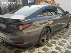 фото Lexus ES 2020 года с пробегом за 21500000 тенге в undefined - фото 2