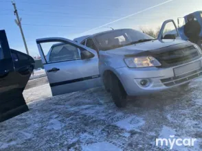 фото LADA Granta 2013 года с пробегом за 2400000 тенге в undefined - фото 2
