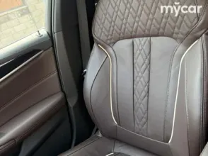 фото BMW 5 серия 2023 года с пробегом за 33000000 тенге в undefined - фото 3