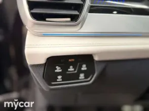 фото Volkswagen ID.6 2022 года с пробегом за 13900000 тенге в undefined - фото 4