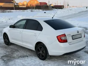 фото Skoda Rapid 2015 года с пробегом за 4700000 тенге в undefined - фото 2
