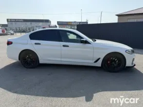 фото BMW 5 серия 2019 года с пробегом за 17000000 тенге в undefined - фото 3