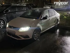 фото Volkswagen Polo 2016 года с пробегом за 4900000 тенге в undefined - фото 2