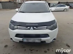 фото Mitsubishi Outlander 2013 года с пробегом за 7200000 тенге в undefined - фото 1