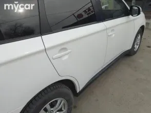 фото Mitsubishi Outlander 2013 года с пробегом за 7200000 тенге в undefined - фото 2