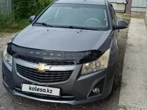 фото Chevrolet Cruze 2015 года с пробегом за 4300000 тенге в undefined - фото 4