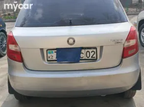 фото Skoda Fabia 2009 года с пробегом за 2400000 тенге в undefined - фото 4