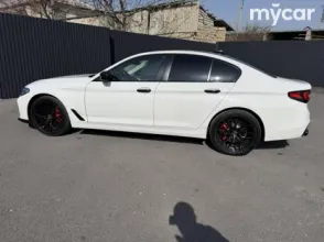 фото BMW 5 серия 2019 года с пробегом за 17000000 тенге в undefined - фото 2