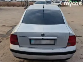 фото Volkswagen Passat 1997 года с пробегом за 1500000 тенге в undefined - фото 4