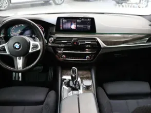 фото BMW 5 серия 2019 года с пробегом за 20490000 тенге в undefined - фото 2