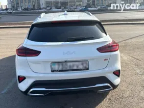фото Kia XCeed 2023 года с пробегом за 12000000 тенге в undefined - фото 4