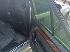 фото Mercedes-Benz E-Класс 1992 года с пробегом за 850000 тенге в undefined - фото 4