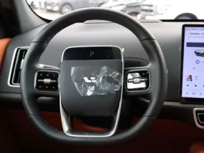 фото LiXiang L7 2025 года с пробегом за 30590000 тенге в undefined - фото 2