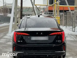 фото Hongqi E-QM5 2024 года с пробегом за 8100000 тенге в undefined - фото 4