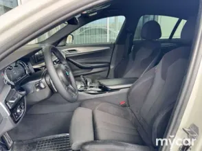 фото BMW 5 серия 2017 года с пробегом за 18500000 тенге в undefined - фото 3