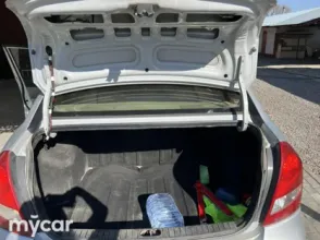 фото Hyundai Verna 2009 года с пробегом за 2600000 тенге в undefined - фото 2