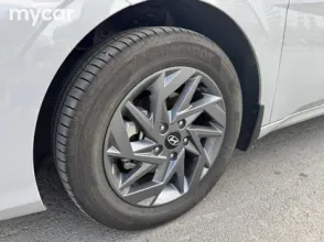 фото Hyundai Elantra 2024 года с пробегом за 10390000 тенге в undefined - фото 2