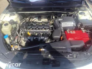 фото Kia K5 2010 года с пробегом за 4900000 тенге в undefined - фото 3