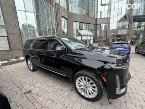 фото Cadillac Escalade 2023 года с пробегом за 65000000 тенге в undefined - фото 2
