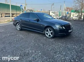 фото Mercedes-Benz E-Класс 2012 года с пробегом за 9000000 тенге в undefined - фото 4