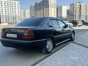 фото Mercedes-Benz C-Класс 1997 года с пробегом за 3000000 тенге в undefined - фото 4