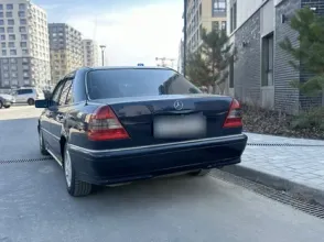 фото Mercedes-Benz C-Класс 1997 года с пробегом за 3000000 тенге в undefined - фото 3