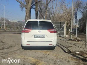 фото Toyota Sienna 2015 года с пробегом за 12300000 тенге в undefined - фото 2