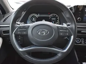 фото Hyundai Sonata 2023 года с пробегом за 11790000 тенге в undefined - фото 4