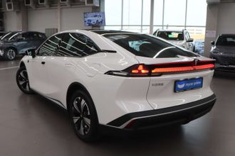 фото Changan Deepal SL03 2025 года с пробегом за 9890000 тенге в undefined - фото 3