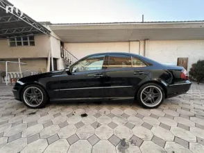 фото Mercedes-Benz E-Класс 2003 года с пробегом за 5000000 тенге в undefined - фото 3