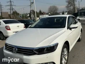 фото Volkswagen Passat 2017 года с пробегом за 9000000 тенге в undefined - фото 3