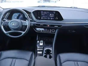 фото Hyundai Sonata 2023 года с пробегом за 12690000 тенге в undefined - фото 3