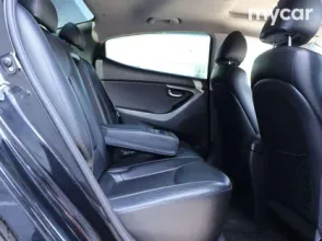 фото Hyundai Elantra 2012 года с пробегом за 5000000 тенге в undefined - фото 3