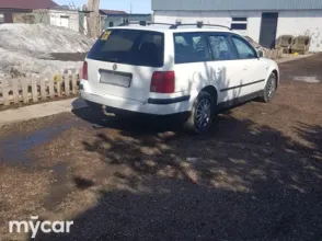 фото Volkswagen Passat 1998 года с пробегом за 2500000 тенге в undefined - фото 4