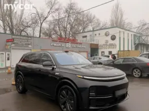 фото LiXiang L7 2025 года с пробегом за 26500000 тенге в undefined - фото 2