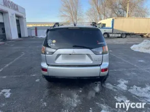 фото Mitsubishi Outlander 2007 года с пробегом за 4000000 тенге в undefined - фото 2