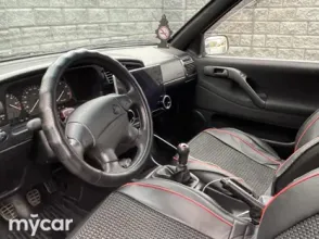 фото Volkswagen Passat 1995 года с пробегом за 2000000 тенге в undefined - фото 3