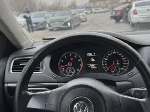 фото Volkswagen Jetta 2014 года с пробегом за 5400000 тенге в undefined - фото 4