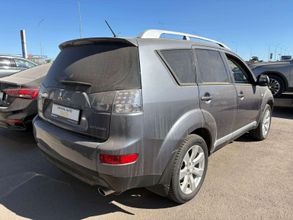 фото Mitsubishi Outlander 2008 года с пробегом за 4700000 тенге в undefined - фото 3