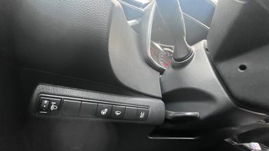 фото Toyota Corolla 2019 года с пробегом за 8500000 тенге в undefined - фото 2