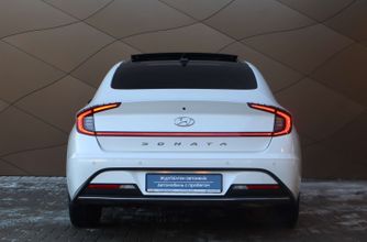 фото Hyundai Sonata 2022 года с пробегом за 10790000 тенге в undefined - фото 2