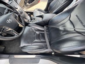 фото Hyundai Grandeur 2013 года с пробегом за 8000000 тенге в undefined - фото 4