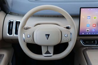 фото Changan Deepal S09 2025 года с пробегом за 26250000 тенге в undefined - фото 2