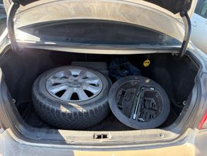 фото Toyota Avensis 2007 года с пробегом за 4000000 тенге в undefined - фото 4