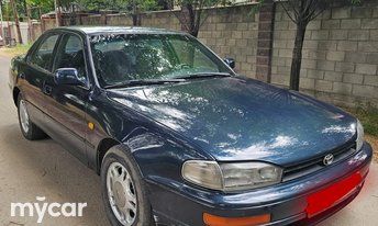фото Toyota Camry 1992 года с пробегом за 2000000 тенге в undefined - фото 4