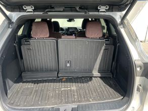 фото Toyota Highlander 2021 года с пробегом за 19000000 тенге в undefined - фото 4