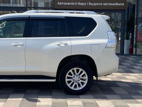 фото Toyota Land Cruiser Prado 2011 года с пробегом за 15990000 тенге в undefined - фото 3