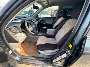 фото Toyota RAV4 2010 года с пробегом за 5600000 тенге в undefined - фото 4