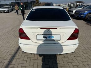 фото Mercedes-Benz C-Класс 2005 года с пробегом за 3300000 тенге в undefined - фото 2