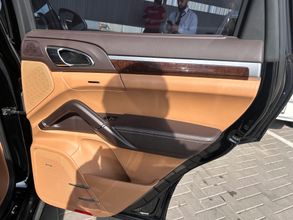 фото Porsche Cayenne 2012 года с пробегом за 18500000 тенге в undefined - фото 4